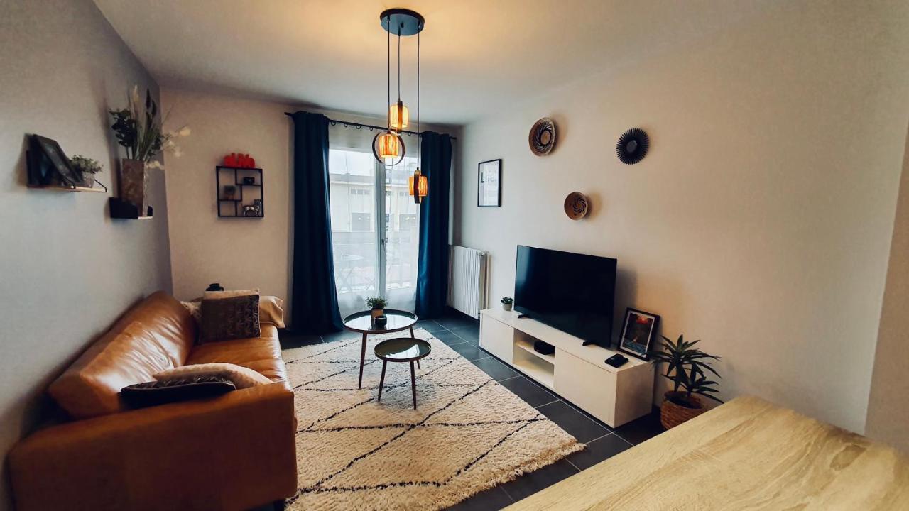 Le Continental Beau T2 Plein Centre + Parking Apartment Annecy Bagian luar foto
