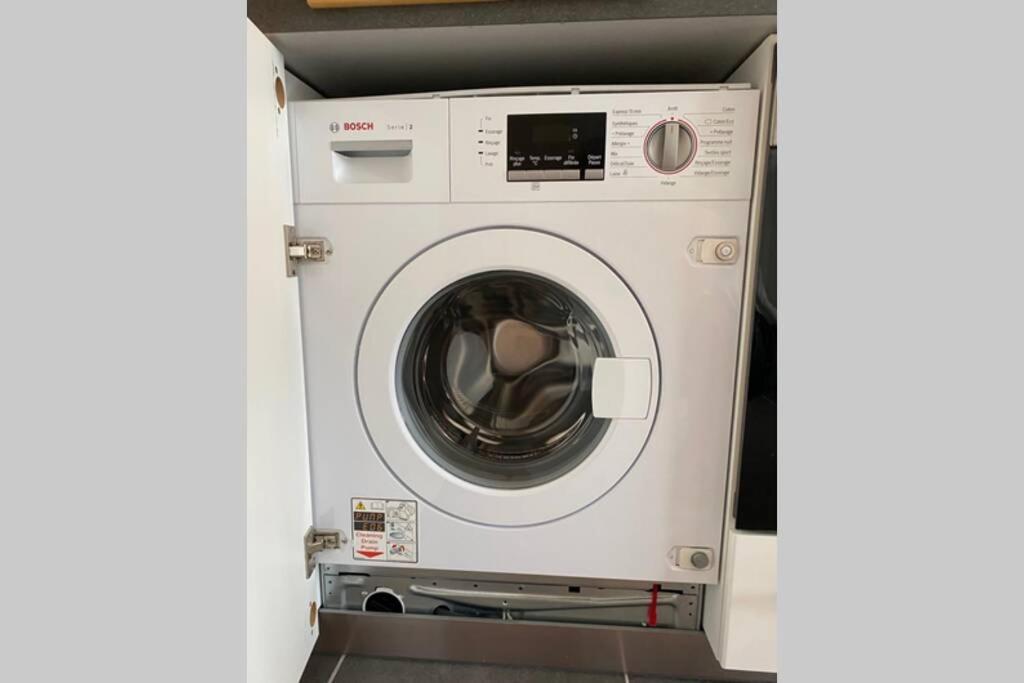 Le Continental Beau T2 Plein Centre + Parking Apartment Annecy Bagian luar foto